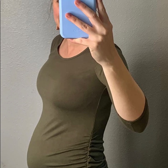 Maternity Dress - Picture 4 of 4